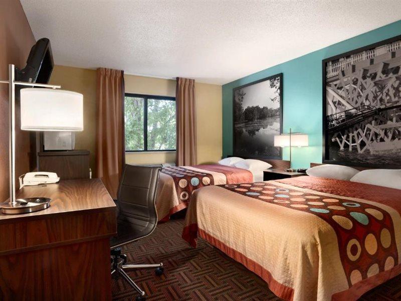 Super 8 By Wyndham Peoria Exterior foto